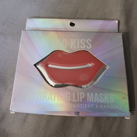 NEW! Big Kiss Lip Hydrating Masks - Picture 4 of 4